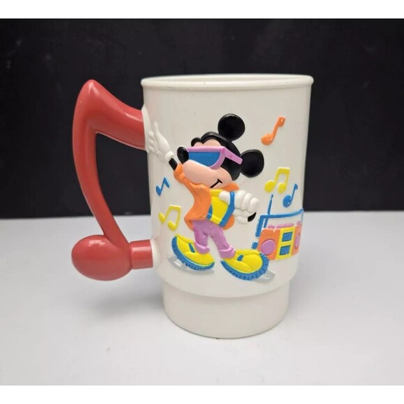 Mickey Mouse Disney World on Ice 3D Mug Cup Plastic Kenneth Feld 20 oz Vintage - Picture 2 of 11